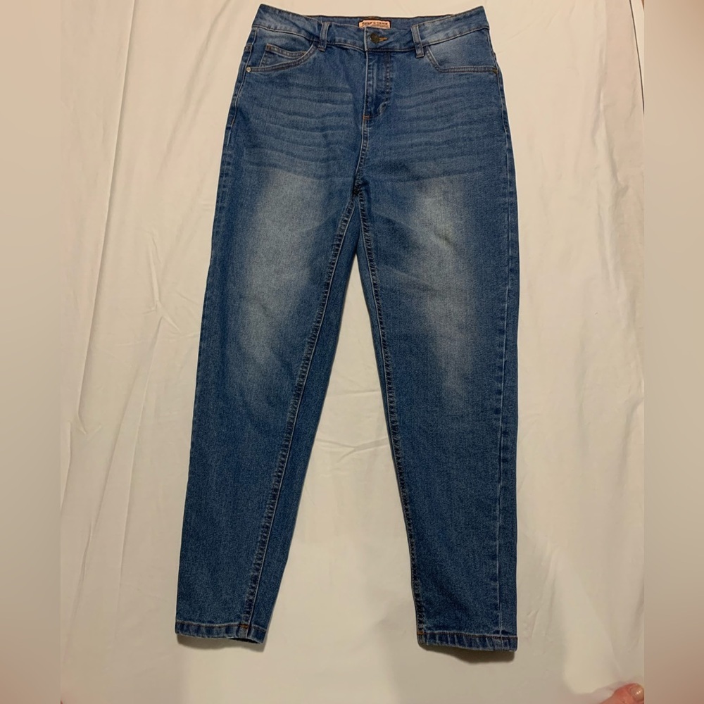 Q-Denim Classic Blue Jeans,classic fit, size 32(15)
